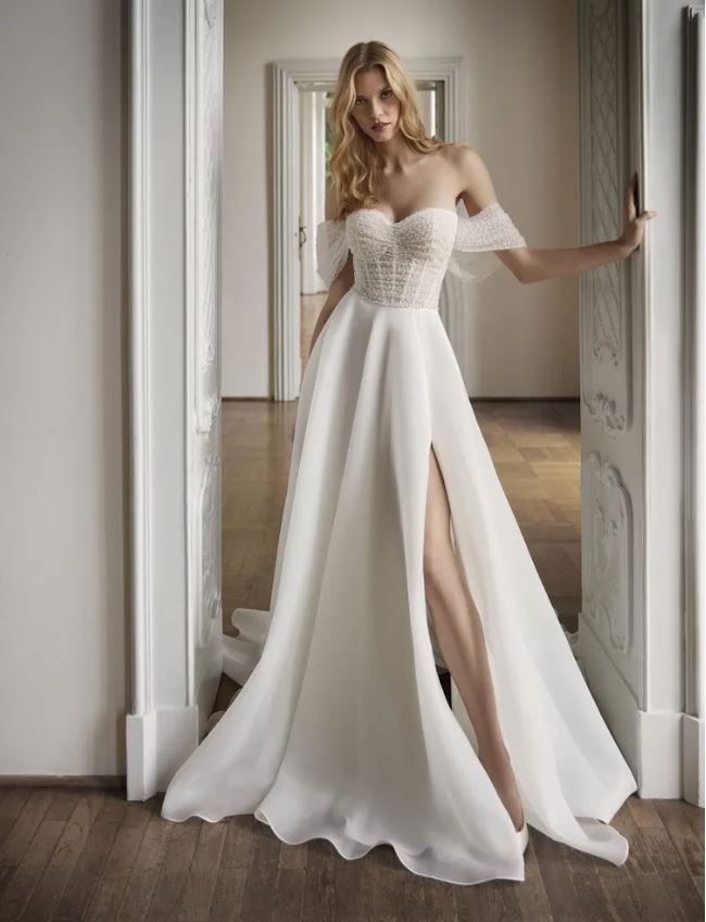 ACADIA – Pronovias Nicola